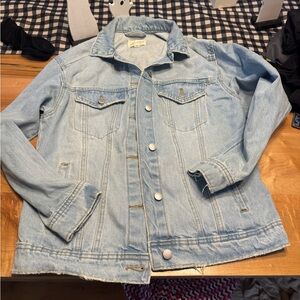 Universal Thread Light Wash Denim Jacket